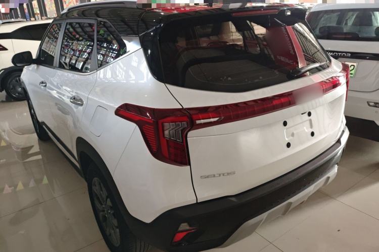 Used Kia Seltos 2023 1.5L CVT Luxury Edition Rear Left 45 Deg