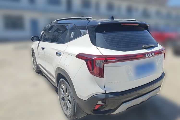 Used Kia Seltos 2023 1.5L CVT Luxury Edition Rear Left 45 Deg