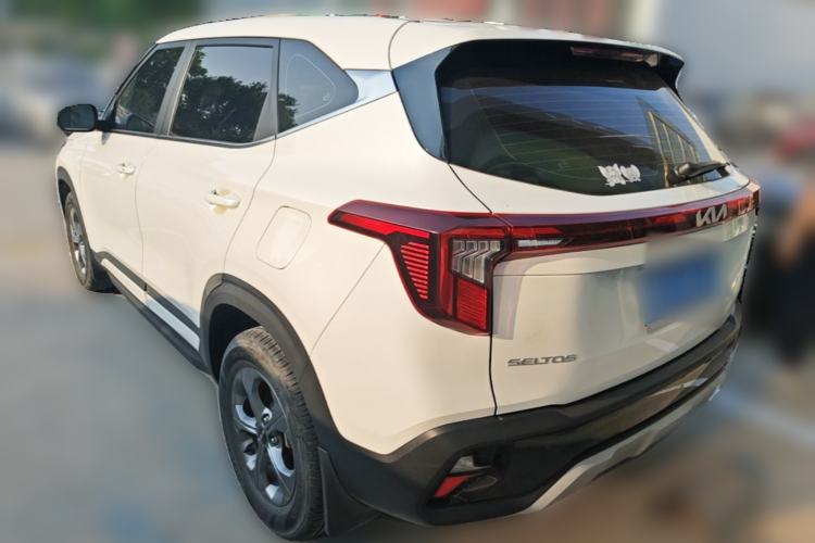 Used Kia Seltos 2023 1.5L CVT Luxury Edition Rear Left 45 Deg
