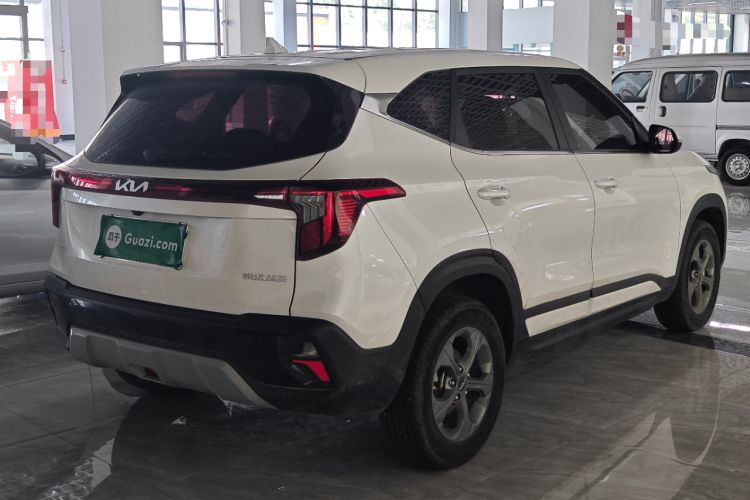 Used Kia Seltos 2023 1.5L CVT Comfort Edition Rear Right 45 Deg