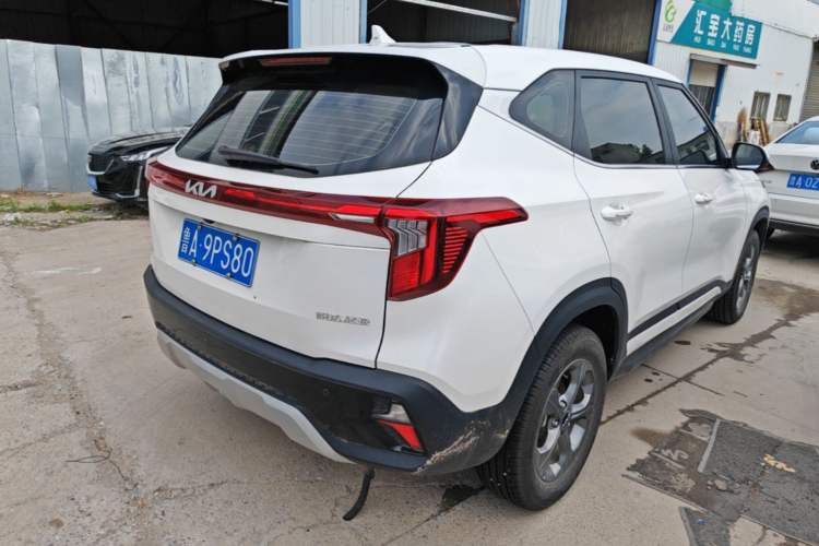 Used Kia Seltos 2023 1.5L CVT Comfort Edition Rear Right 45 Deg