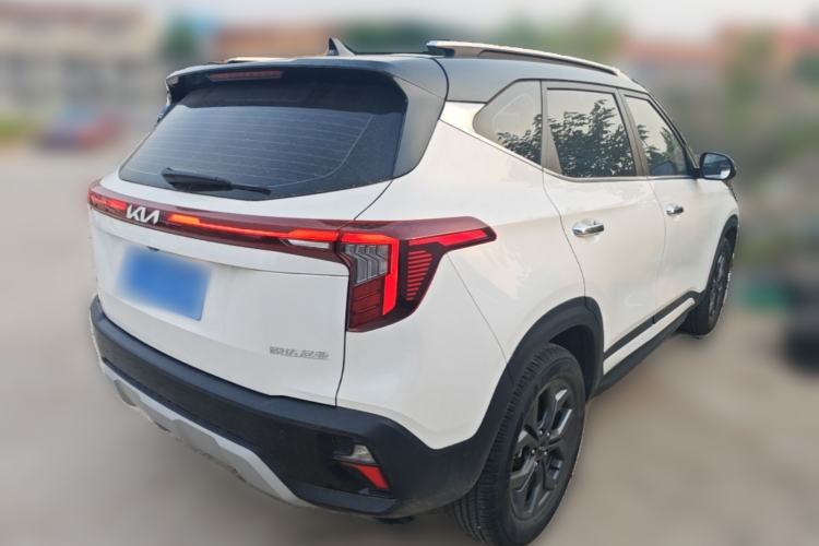 Used Kia Seltos 2023 1.5L CVT Luxury Edition Rear Right 45 Deg
