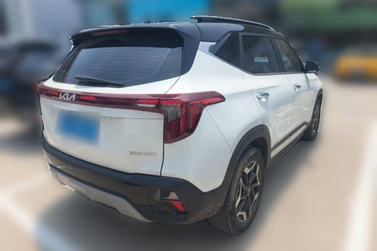 Used Kia Seltos 2023 1.5L CVT Luxury Edition Rear Right 45 Deg