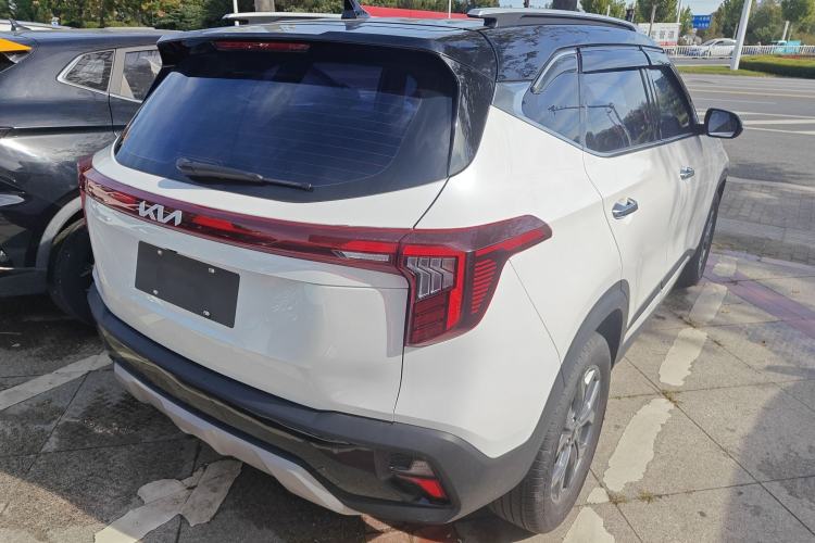 Used Kia Seltos 2023 1.5L CVT Luxury Edition Rear Right 45 Deg