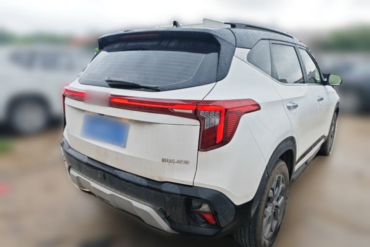 Used Kia Seltos 2023 1.5L CVT Luxury Edition Rear Right 45 Deg