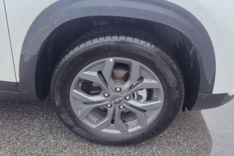 Used Kia Seltos 2023 1.5L CVT Luxury Edition Right Front Wheel Hub