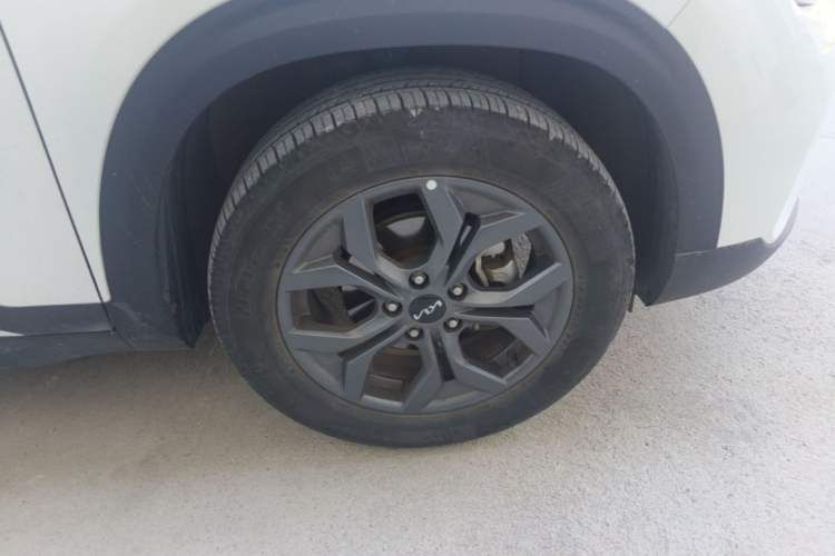 Used Kia Seltos 2023 1.5L CVT Luxury Edition Right Front Wheel Hub