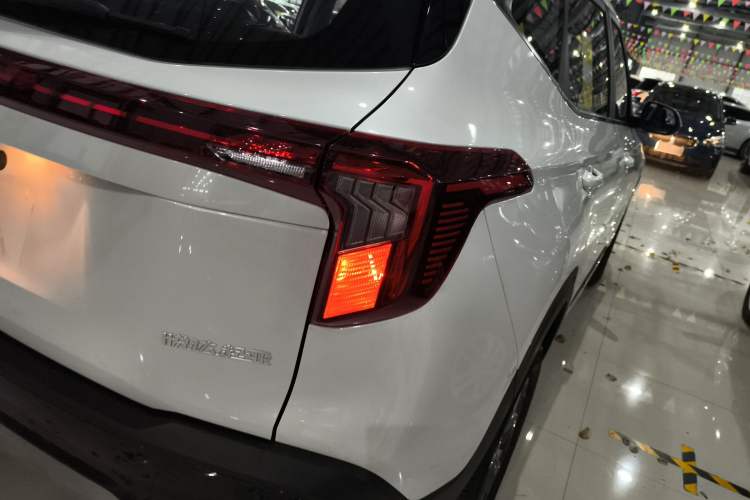 Used Kia Seltos 2023 1.5L CVT Comfort Edition Right Rear Taillight