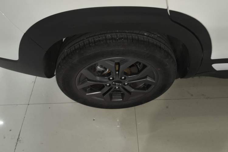 Used Kia Seltos 2023 1.5L CVT Luxury Edition Right Rear Wheel Hub