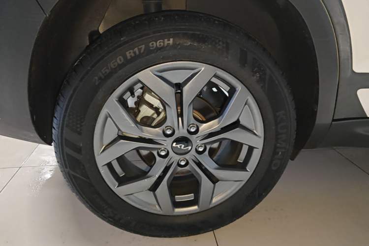 Used Kia Seltos 2023 1.5L CVT Luxury Edition Right Rear Wheel Hub