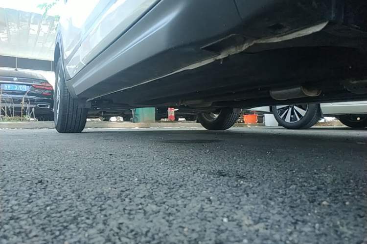 Used Kia Seltos 2023 1.5L CVT Comfort Edition Right Side Sill