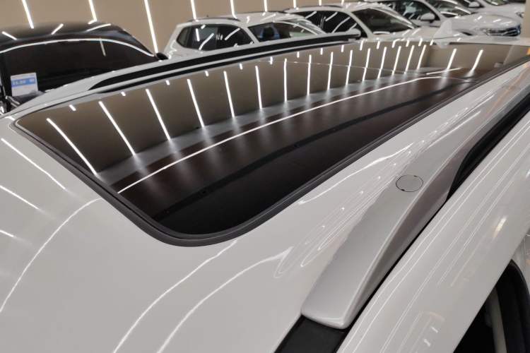 Used Kia Seltos 2023 1.5L CVT Luxury Edition Roof