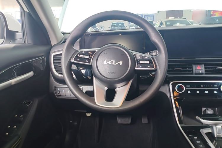 Used Kia Seltos 2023 1.5L CVT Comfort Edition Steering Wheel