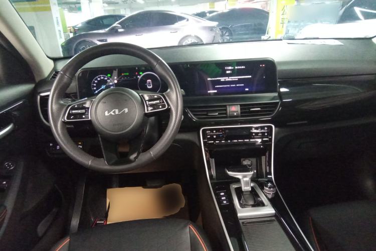Used Kia Seltos 2023 1.5L CVT Luxury Edition Steering Wheel