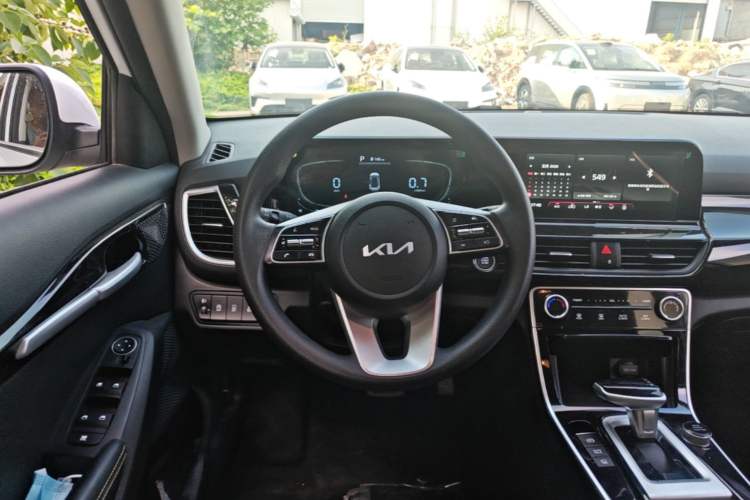 Used Kia Seltos 2023 1.5L CVT Comfort Edition Steering Wheel