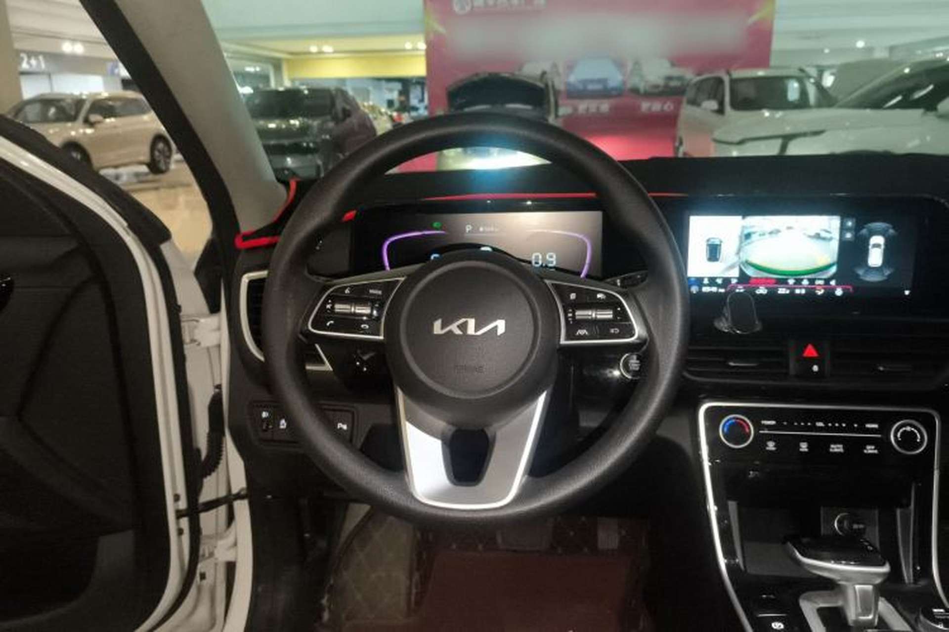 Used Kia Seltos 2023 1.5L CVT Luxury Edition Steering Wheel