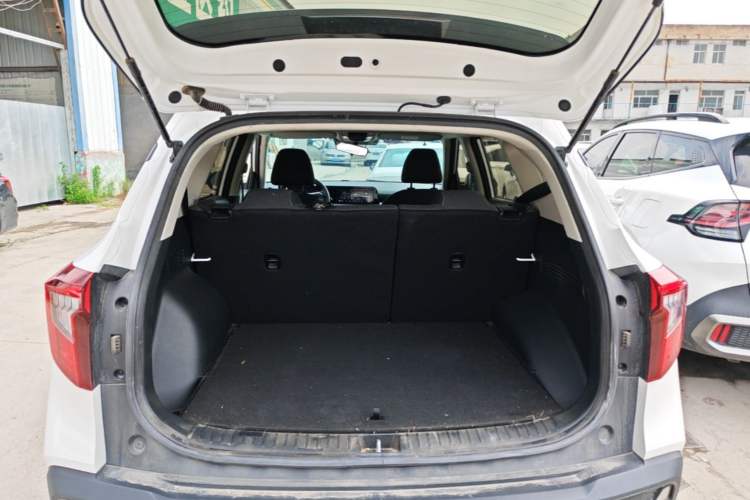 Used Kia Seltos 2023 1.5L CVT Comfort Edition Trunk