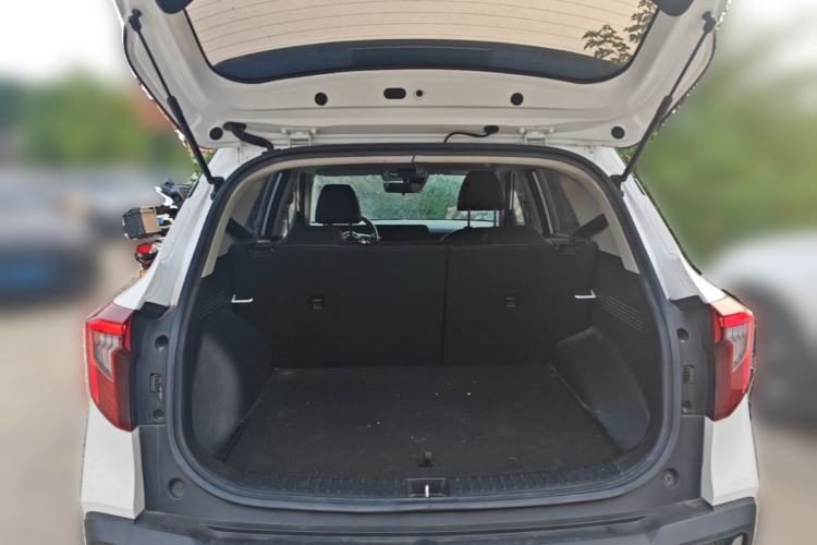 Used Kia Seltos 2023 1.5L CVT Luxury Edition Trunk