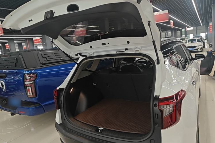 Used Kia Seltos 2023 1.5L CVT Luxury Edition Trunk