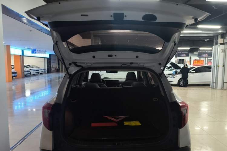 Used Kia Seltos 2023 1.5L CVT Luxury Edition Trunk