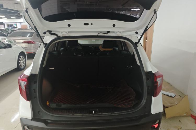 Used Kia Seltos 2023 1.5L CVT Luxury Edition Trunk