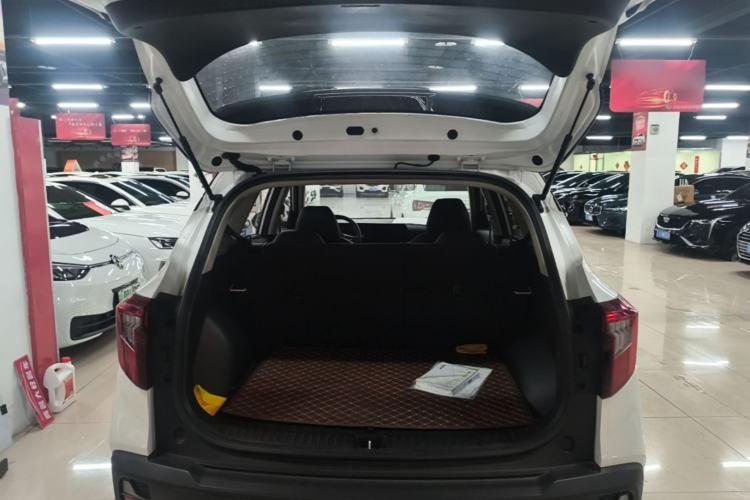 Used Kia Seltos 2023 1.5L CVT Comfort Edition Trunk