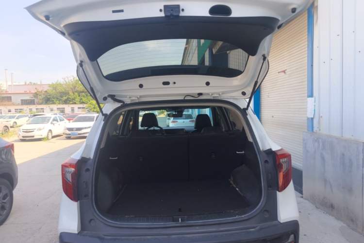Used Kia Seltos 2023 1.5L CVT Luxury Edition Trunk