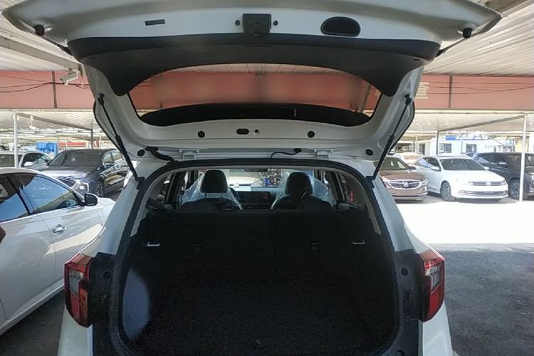 Used Kia Seltos 2023 1.5L CVT Comfort Edition Trunk