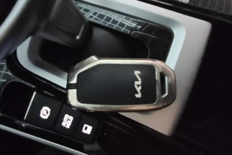 Used Kia Seltos 2023 1.5L CVT Comfort Edition Vehicle Key