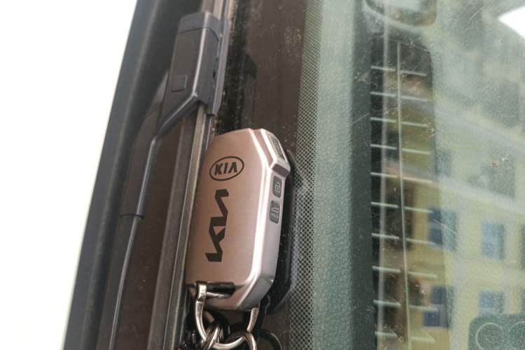 Used Kia Seltos 2023 1.5L CVT Luxury Edition Vehicle Key
