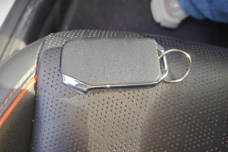 Used Kia Seltos 2023 1.5L CVT Luxury Edition Vehicle Key