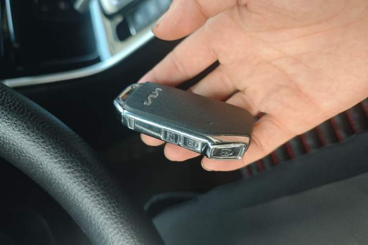 Used Kia Seltos 2023 1.5L CVT Comfort Edition Vehicle Key