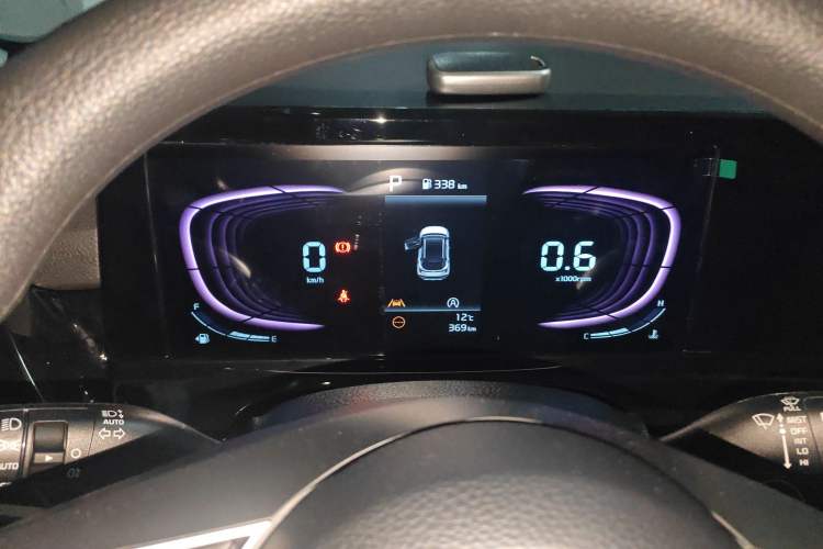 Used Kia Seltos 2026 1.5L IVT Luxury Edition Instrument Cluster