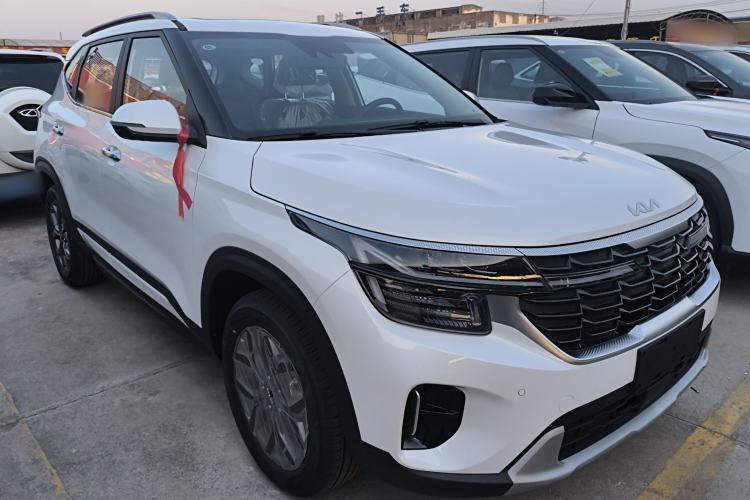 Used Kia Seltos 2026 1.5L IVT Luxury Edition Exterior 1