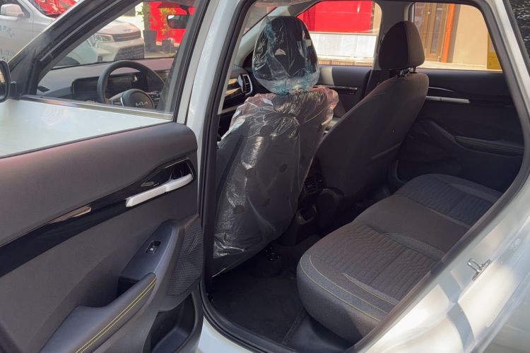 Used Kia Seltos 2026 Model 1.5L IVT Comfort Edition Interior 2