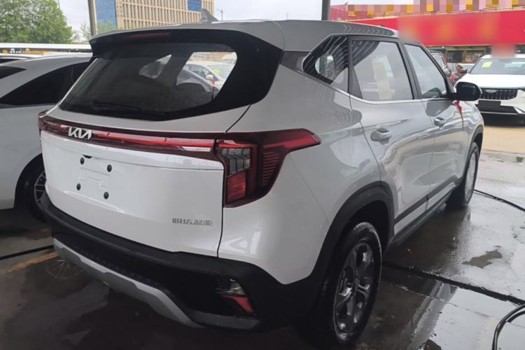 Used Kia Seltos 2026 Model 1.5L IVT Comfort Edition Rear Right 45 Deg