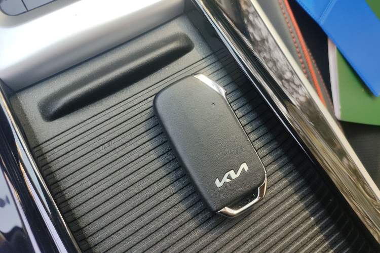Used Kia Seltos 2026 1.5L IVT Luxury Edition Vehicle Key