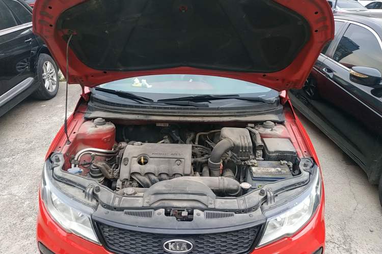 Used Kia Shuma 2010 1.6AT Luxury Edition Engine Bay