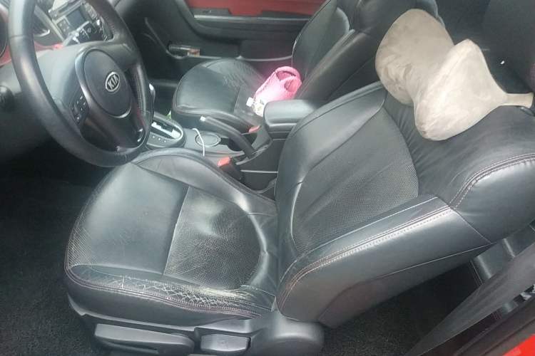 Used Kia Shuma 2010 1.6AT Luxury Edition Left Front Seat