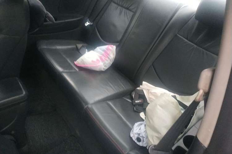 Used Kia Shuma 2010 1.6AT Luxury Edition Left Rear Seat