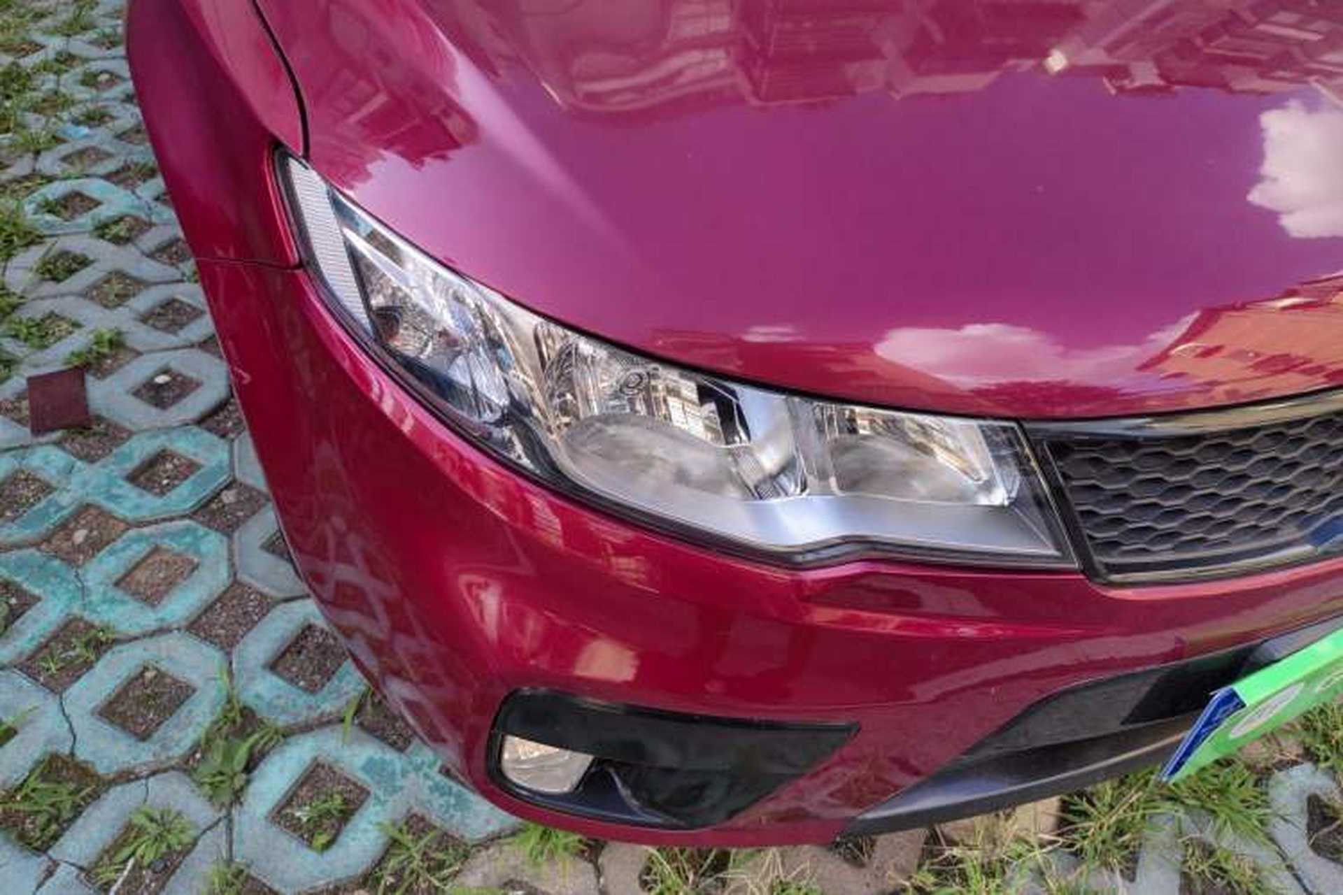 Used Kia Shuma 2010 2.0 AT Luxury Edition Right Front Headlight