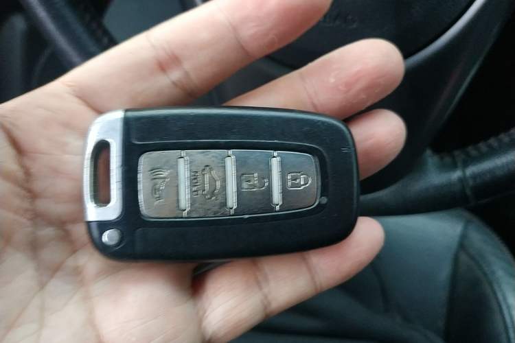Used Kia Shuma 2010 1.6AT Luxury Edition Vehicle Key