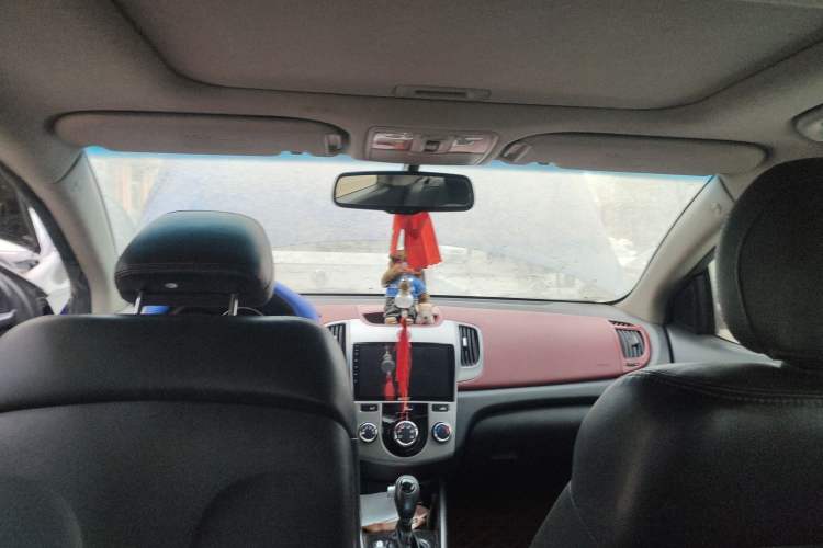 Used Kia Shuma 2011 2.0 AT Sport Edition Headliner