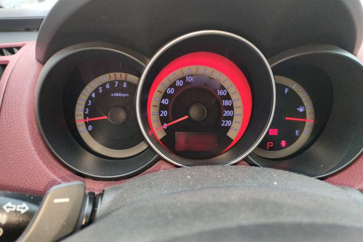 Used Kia Shuma 2011 2.0 AT Sport Edition Instrument Cluster