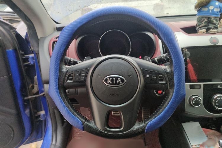 Used Kia Shuma 2011 2.0 AT Sport Edition Steering Wheel