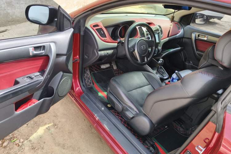 Used Kia Shuma 2011 1.6AT Luxury Edition Driver Seat