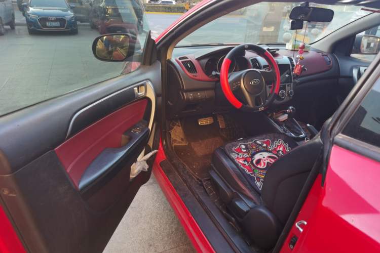 Used Kia Shuma 2011 1.6AT Luxury Edition Driver Seat