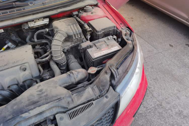 Used Kia Shuma 2011 1.6AT Luxury Edition Engine Bay Left