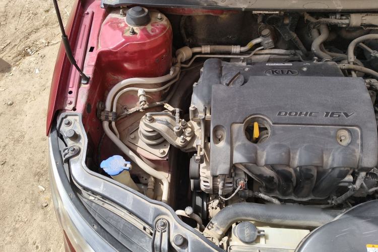 Used Kia Shuma 2011 1.6AT Luxury Edition Engine Bay Right