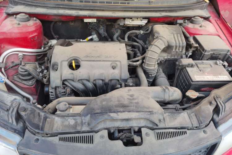 Used Kia Shuma 2011 1.6AT Luxury Edition Engine Bay